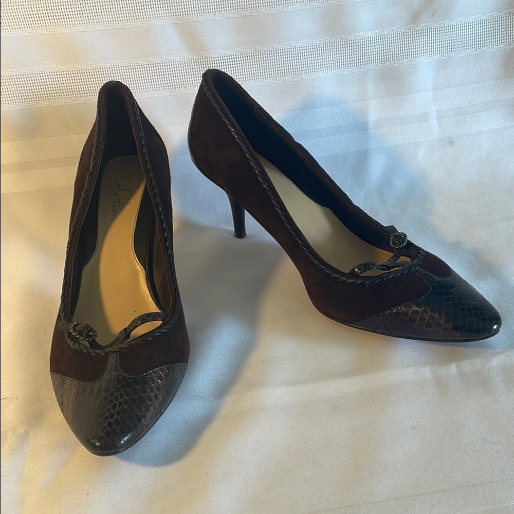 COLE HAAN BROWN SUEDE SNAKE PRINT LEATHER ALMOND TOE PUMPS US 7 B